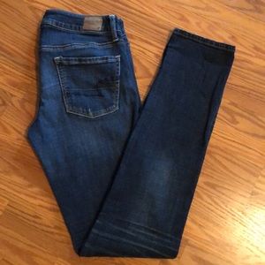 The perfect slim-fit jeans!